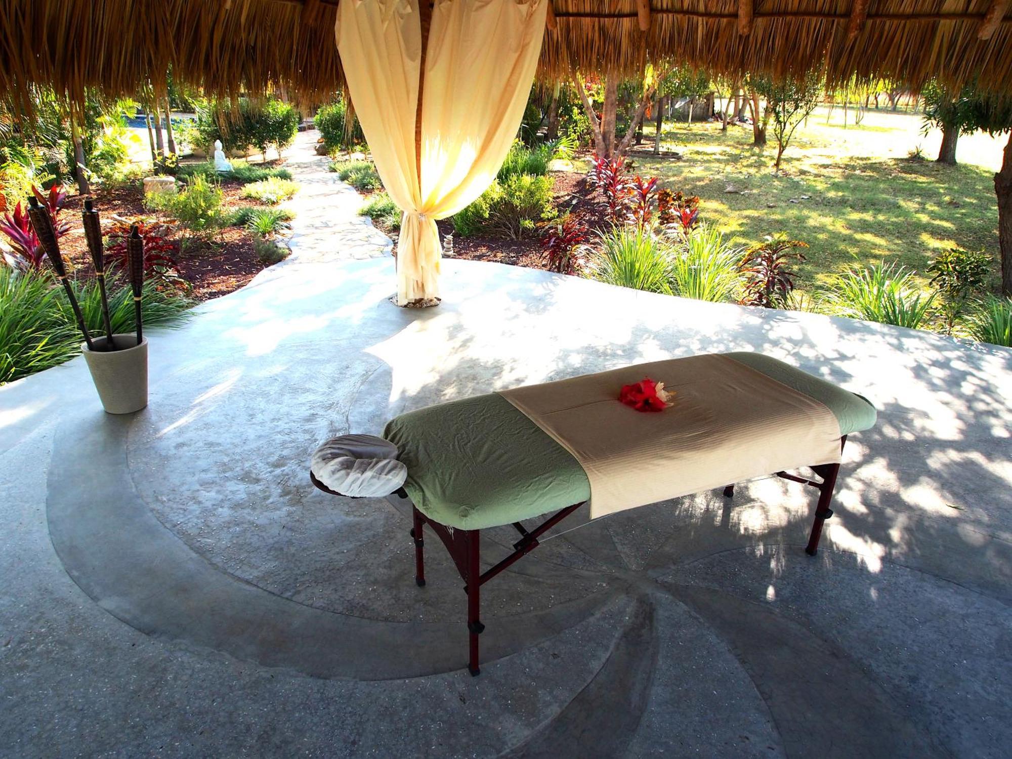 Surf Sanctuary Hotel El Limon Ngoại thất bức ảnh